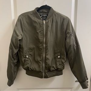 Olive Green Bomber Jacket Women’s Size Small NWOT